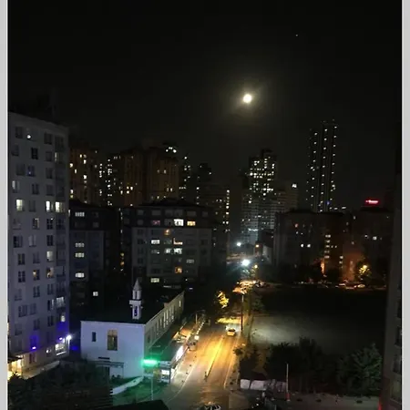 Close The Metrobus. Whole House Luxury Apartman *
