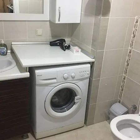 Close The Metrobus. Whole House Luxury Apartman *
